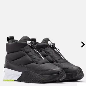 SOREL Out N About III Puffy Zip Snow Boot size 7 NWT no box